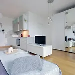 Annasole's Flat By Domus&dimore Apartamento *